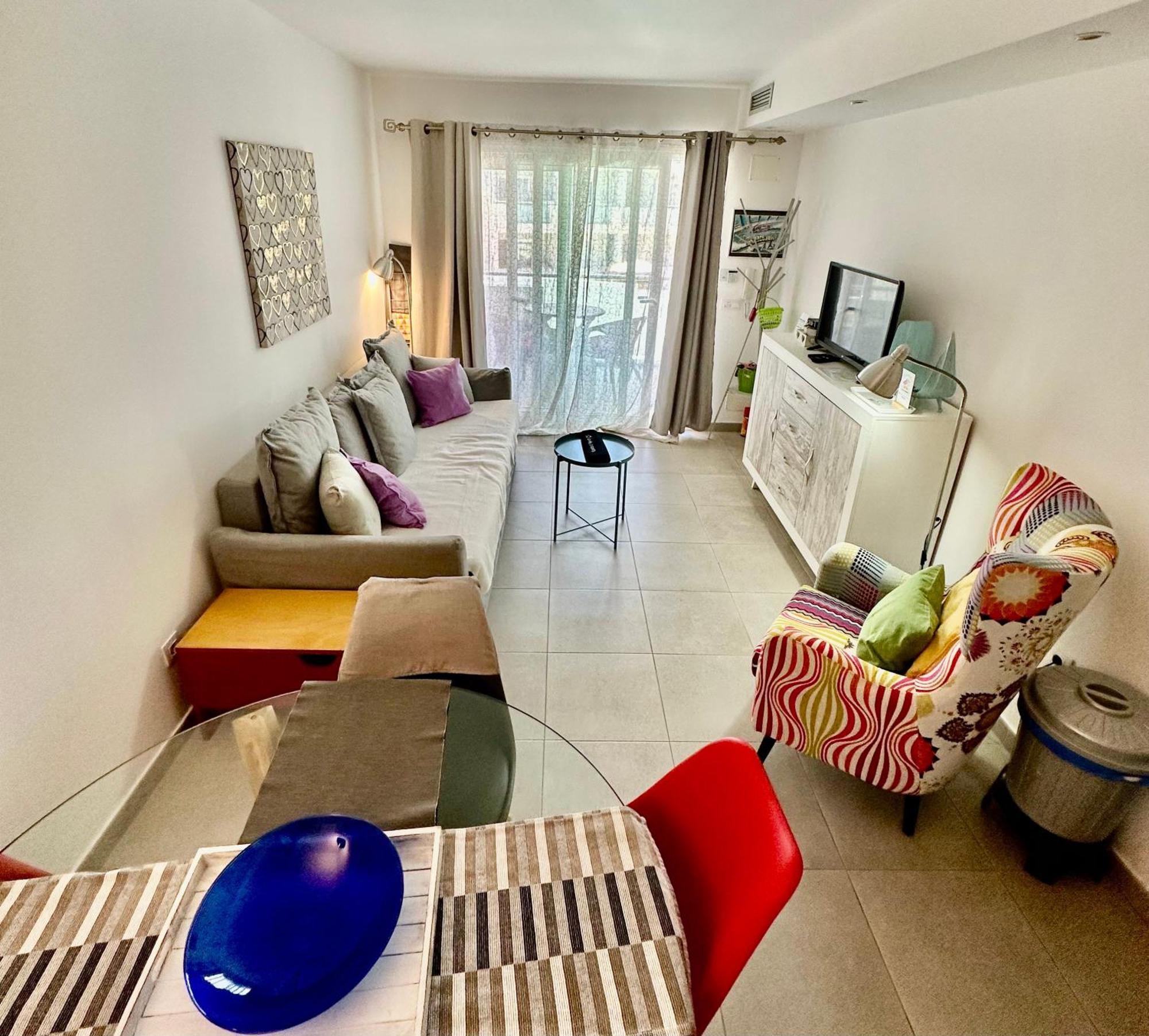 קורלחו Tutti Frutti Con Piscina, Terraza Soleada Privada, Primera Planta Y Wi-Fi מראה חיצוני תמונה