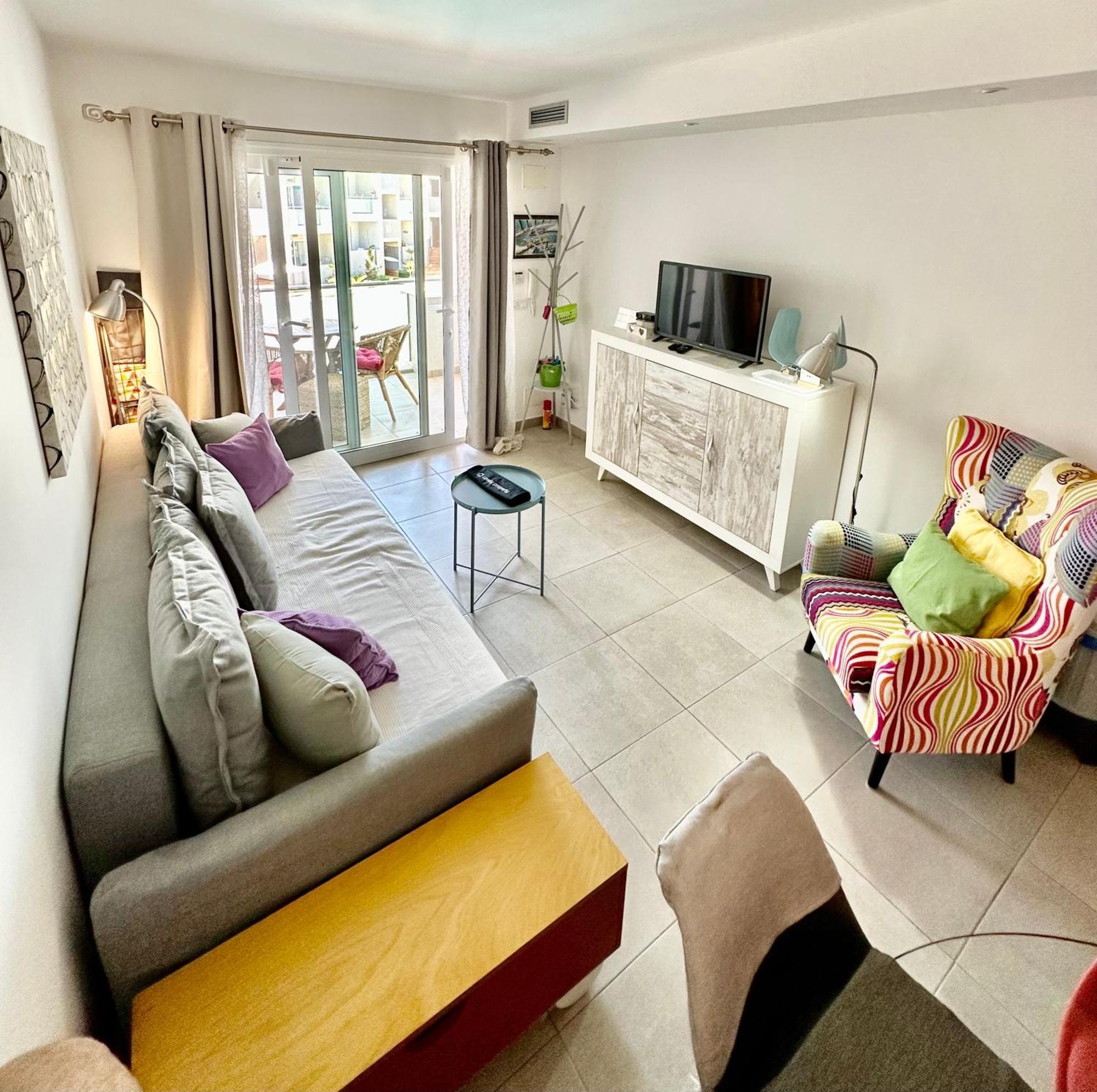 קורלחו Tutti Frutti Con Piscina, Terraza Soleada Privada, Primera Planta Y Wi-Fi מראה חיצוני תמונה